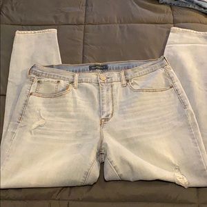 Aeropostale skinny jeans.